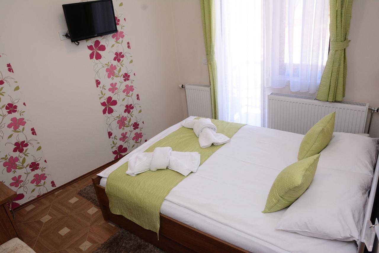 Garni Hotel Laguna Lux Nis Exterior photo